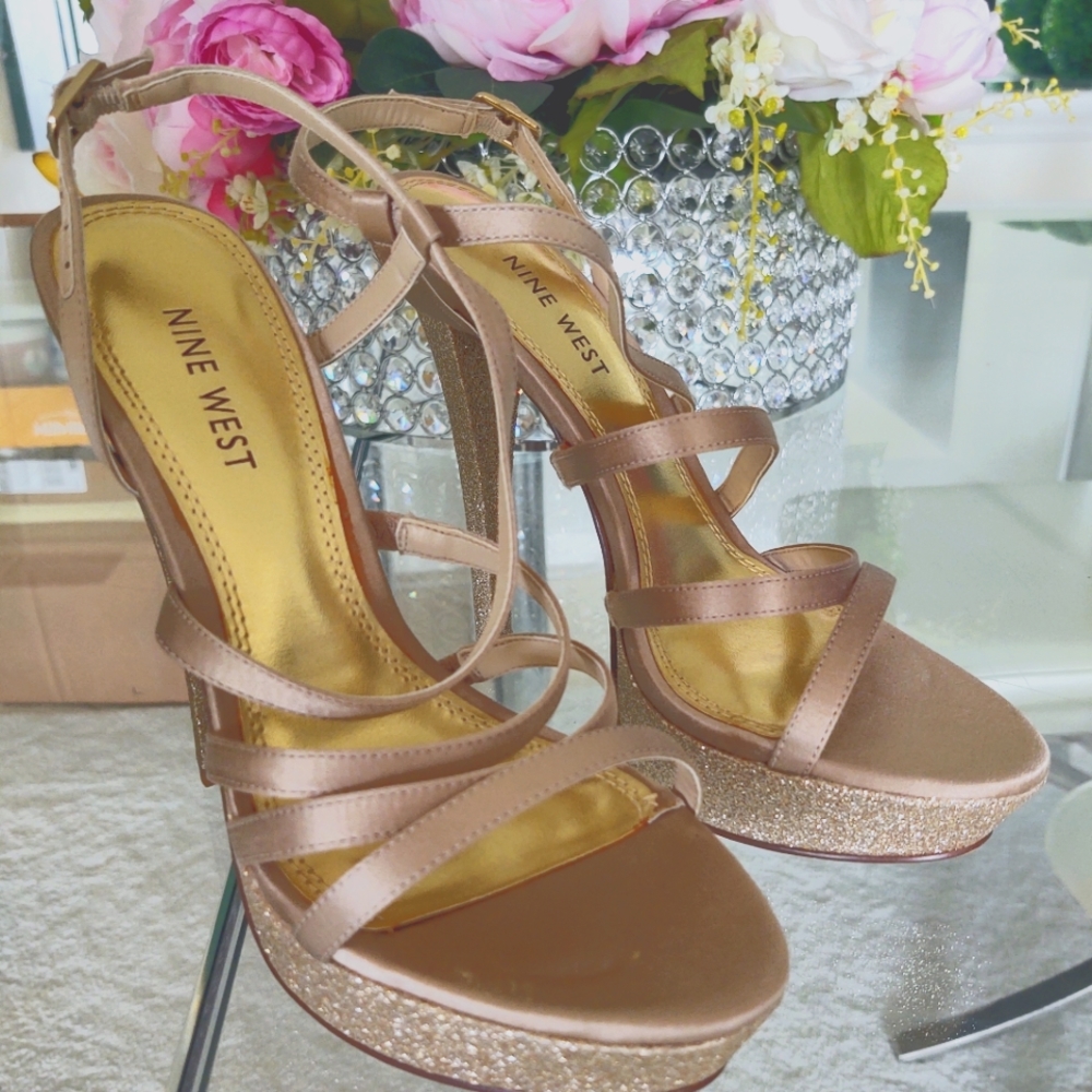 Platform shoes